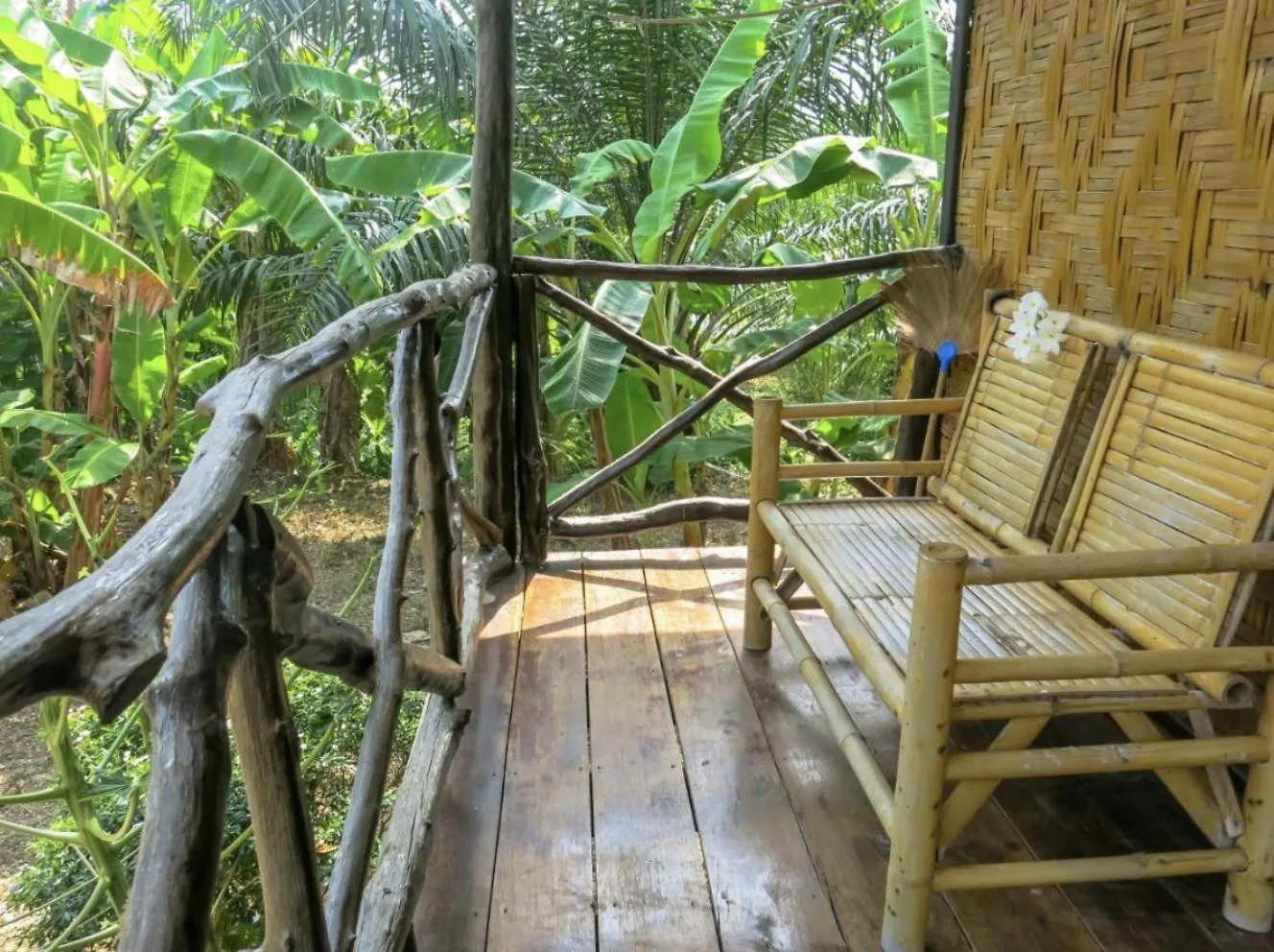 Seaside Sanctuary Bungalows Ko Lanta 酒店